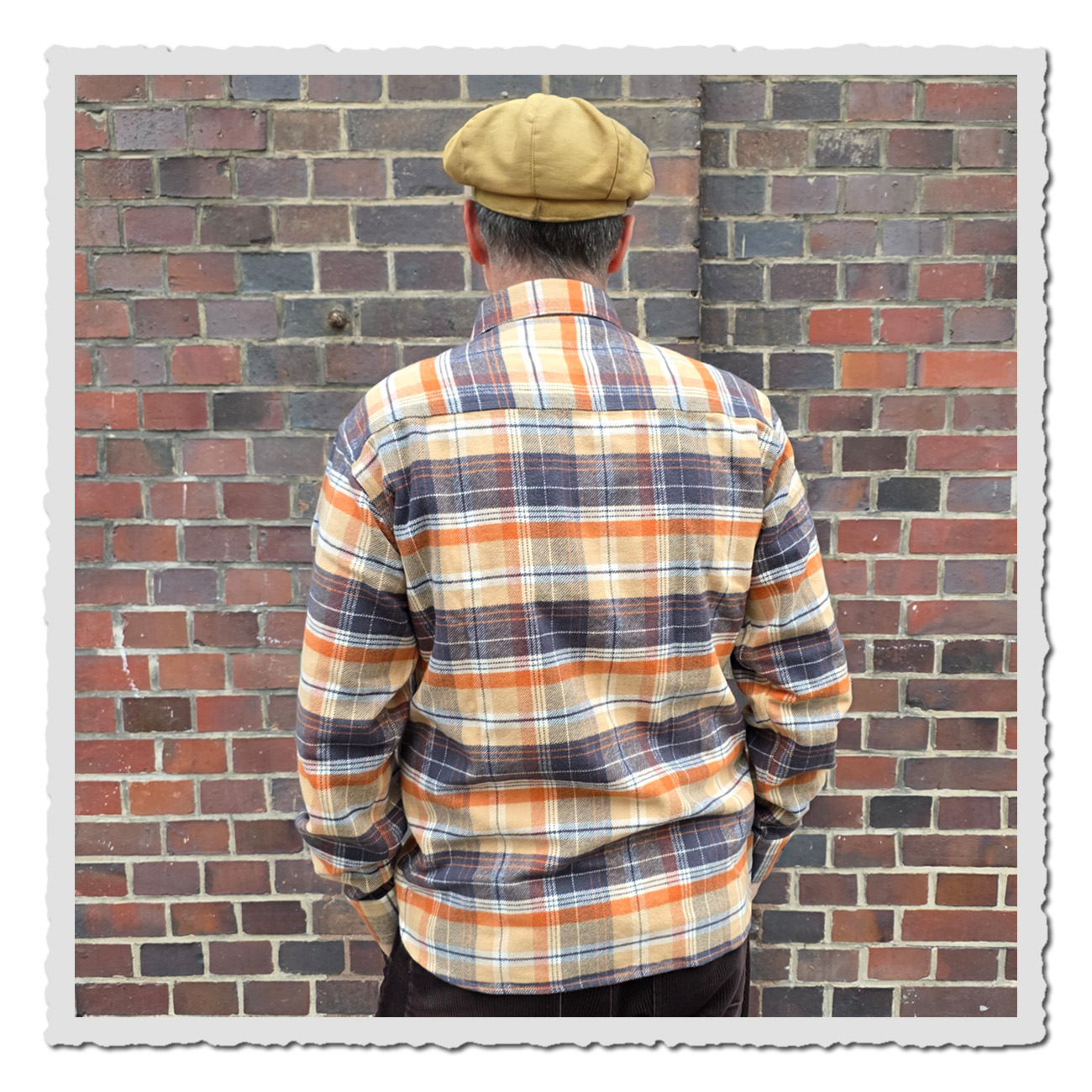 Pike Brothers 1943 CPO Hemd Barrow Orange Pike Brothers 1943 CPO Shirt Barrow Orange Flanellhemd – Retro-Workwear mit dicken Baumwollstoff